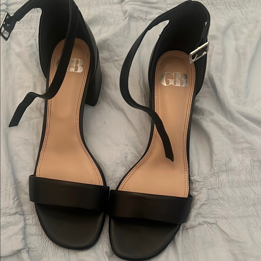 Gianni Bini Black Heeled Elegance